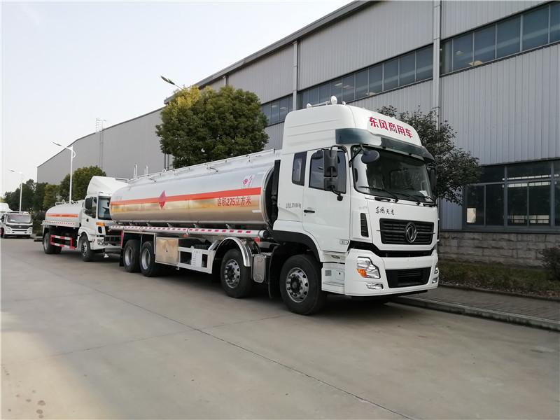 東風(fēng)天龍前四后八27.5方鋁合金運油車