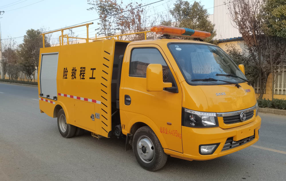東風(fēng)途逸救險(xiǎn)車