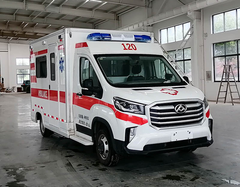 大通V90方艙負(fù)壓救護車
