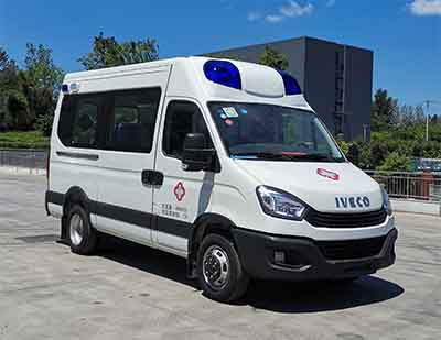 南京依維柯轉(zhuǎn)運型救護車