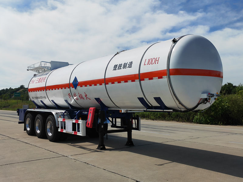 楚勝牌CSC9401GRY型三氯硅烷易燃液體罐式運(yùn)輸半掛車