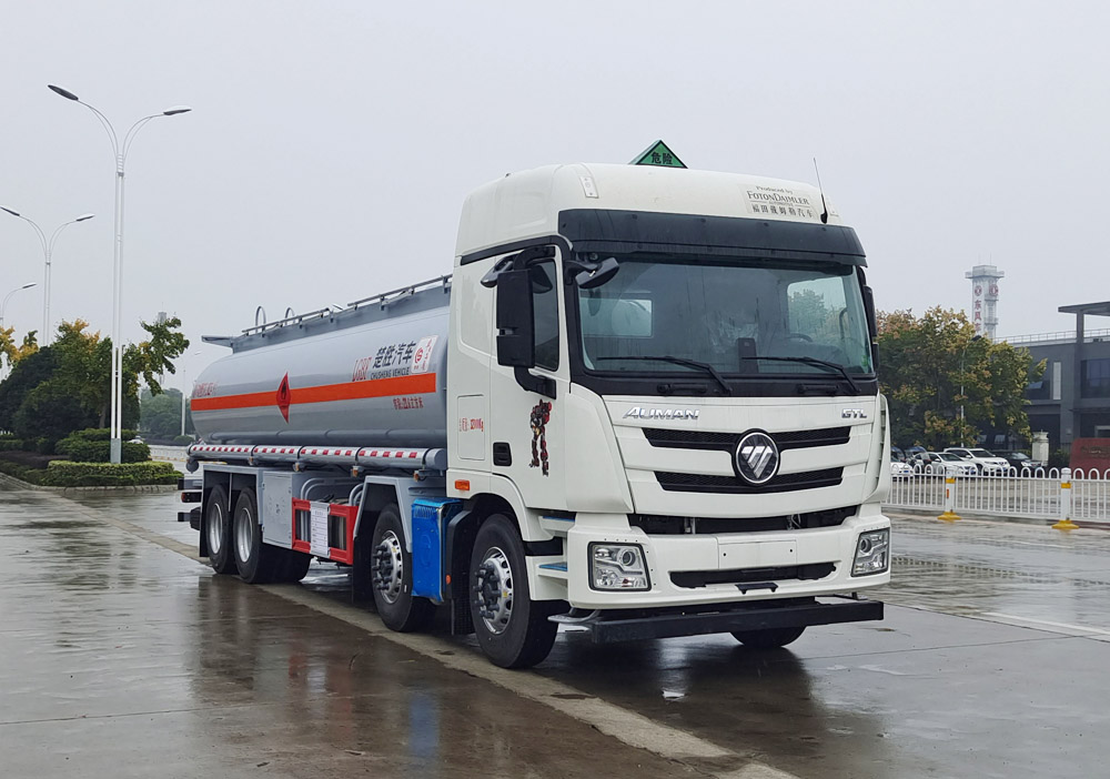 楚勝牌CSC5329GYYB6A型運(yùn)油車