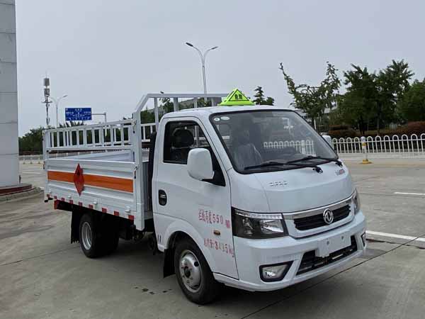 楚勝牌CSC5035TQP6型氣瓶運(yùn)輸車