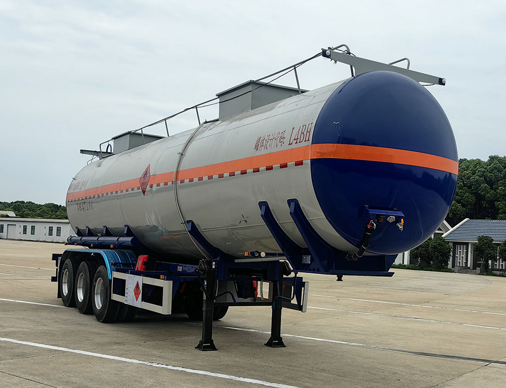 楚勝牌CSC9400GRYCY型易燃液體罐式運輸半掛車