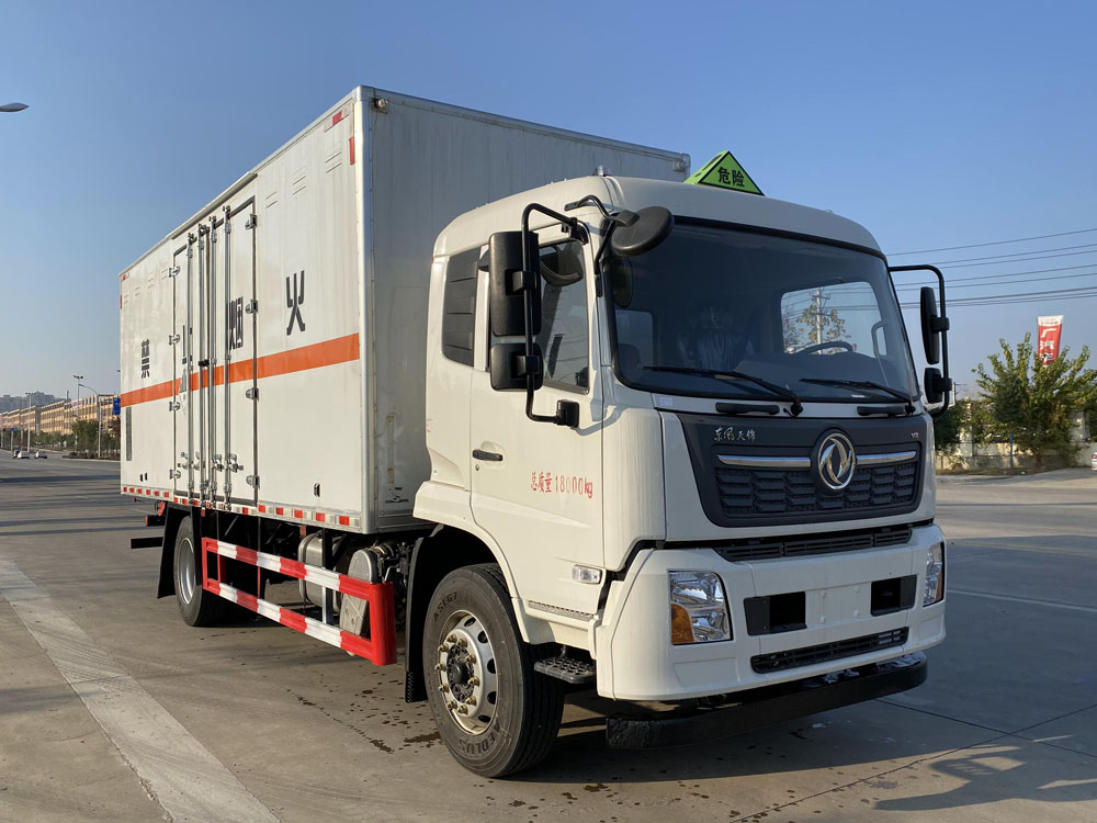 楚勝牌CSC5181XZWD6型雜項(xiàng)危險(xiǎn)物品廂式運(yùn)輸車