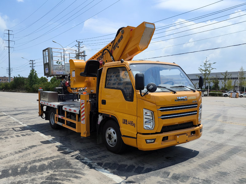 楚勝牌CSC5042JGK6J型高空作業(yè)車